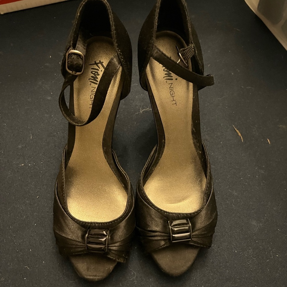 Fioni night heels